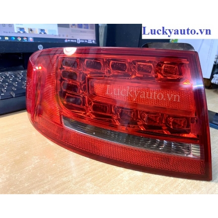 Đèn hậu miếng ngoài xe Audi A4_ 8K5945095K